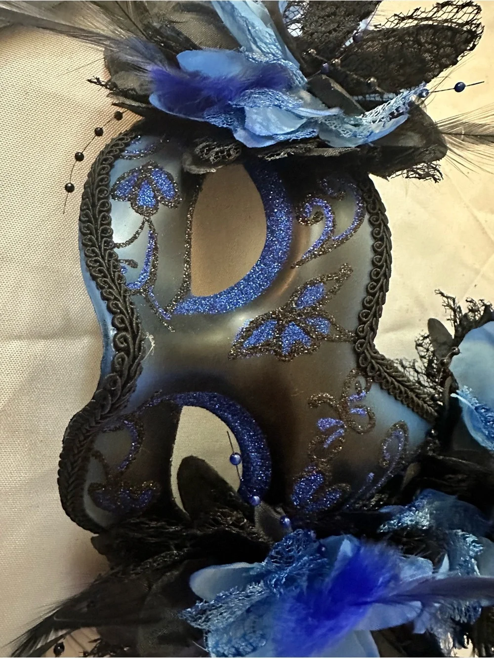 Black and Royal Blue Feathered Masquerade Mask